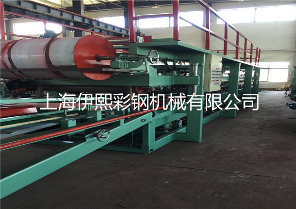 彩鋼復合板機械.jpg